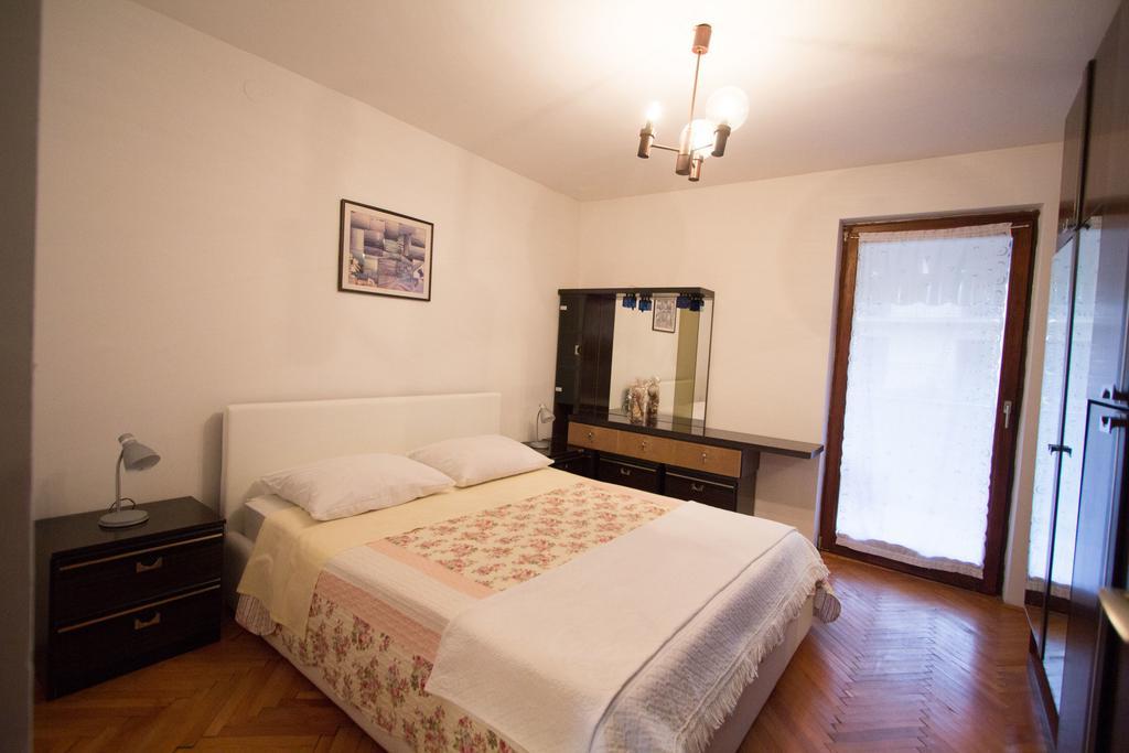 Apartment Cherry โรวีน ห้อง รูปภาพ